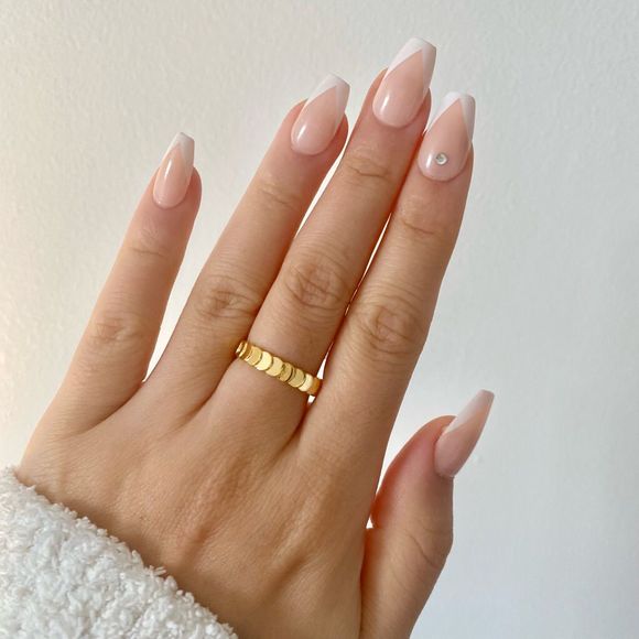 18K Gold Plated Minimalistic Sequins Ring - Picture 4 of 4